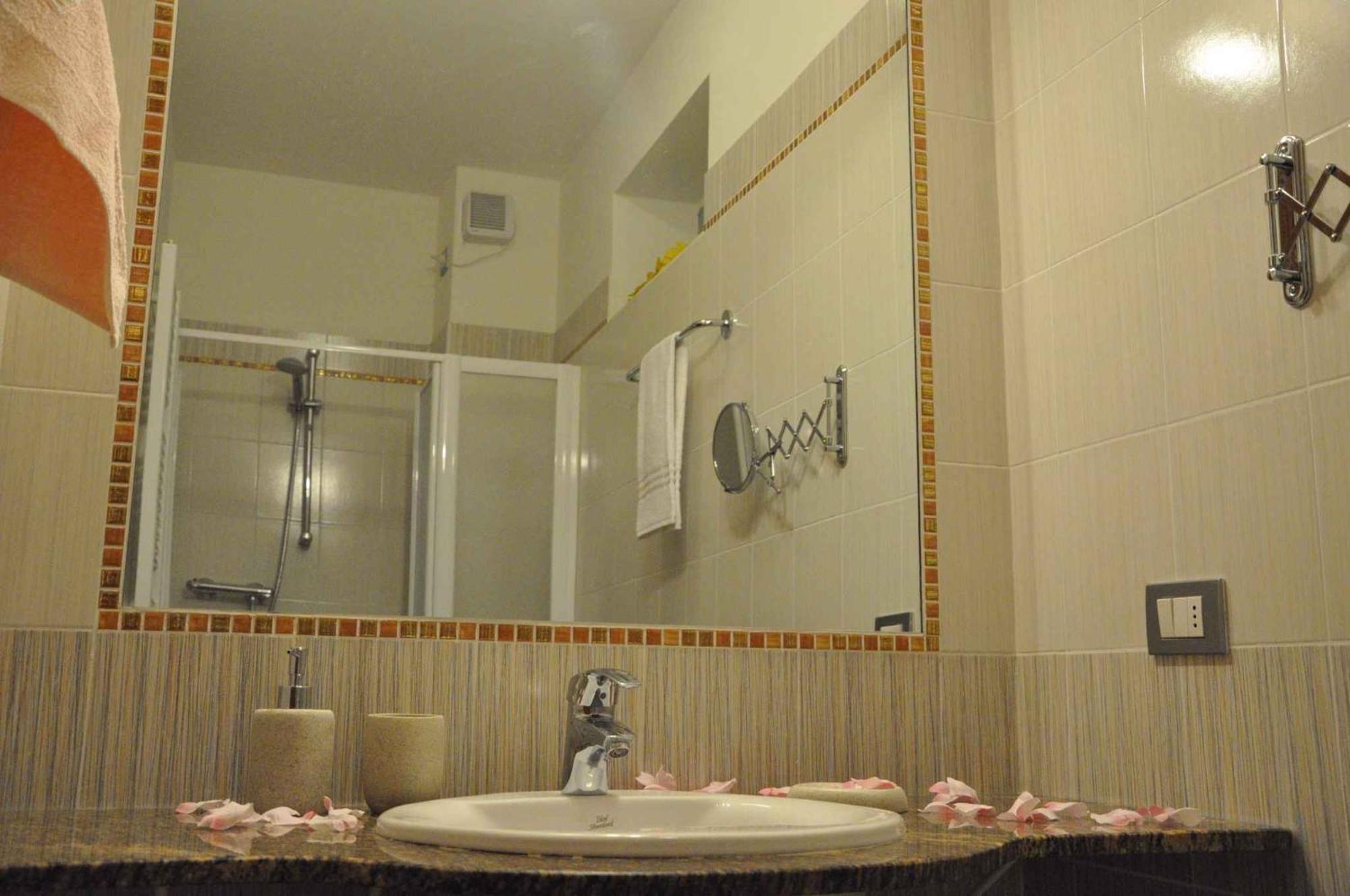 Apartments In Lazise - Gardasee 30250 Luaran gambar