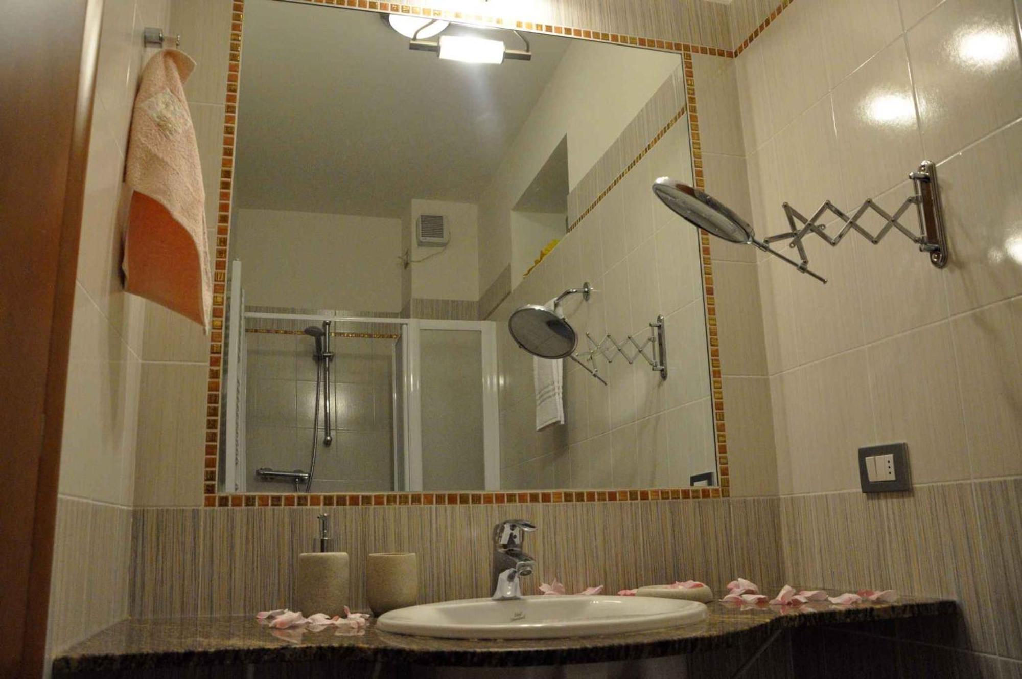 Apartments In Lazise - Gardasee 30250 Luaran gambar